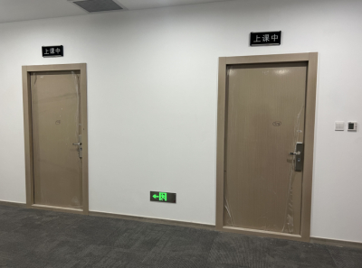 教室隔音门